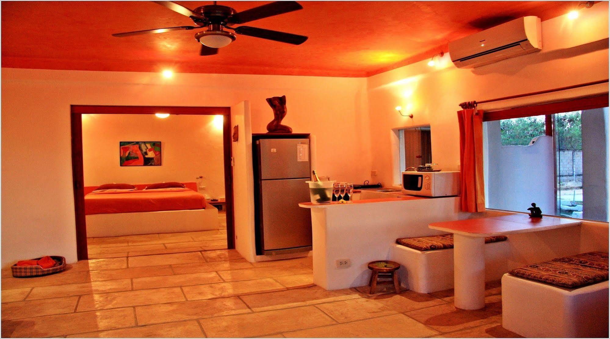 Mirabel Club Resort Jomtien Beach Exterior foto